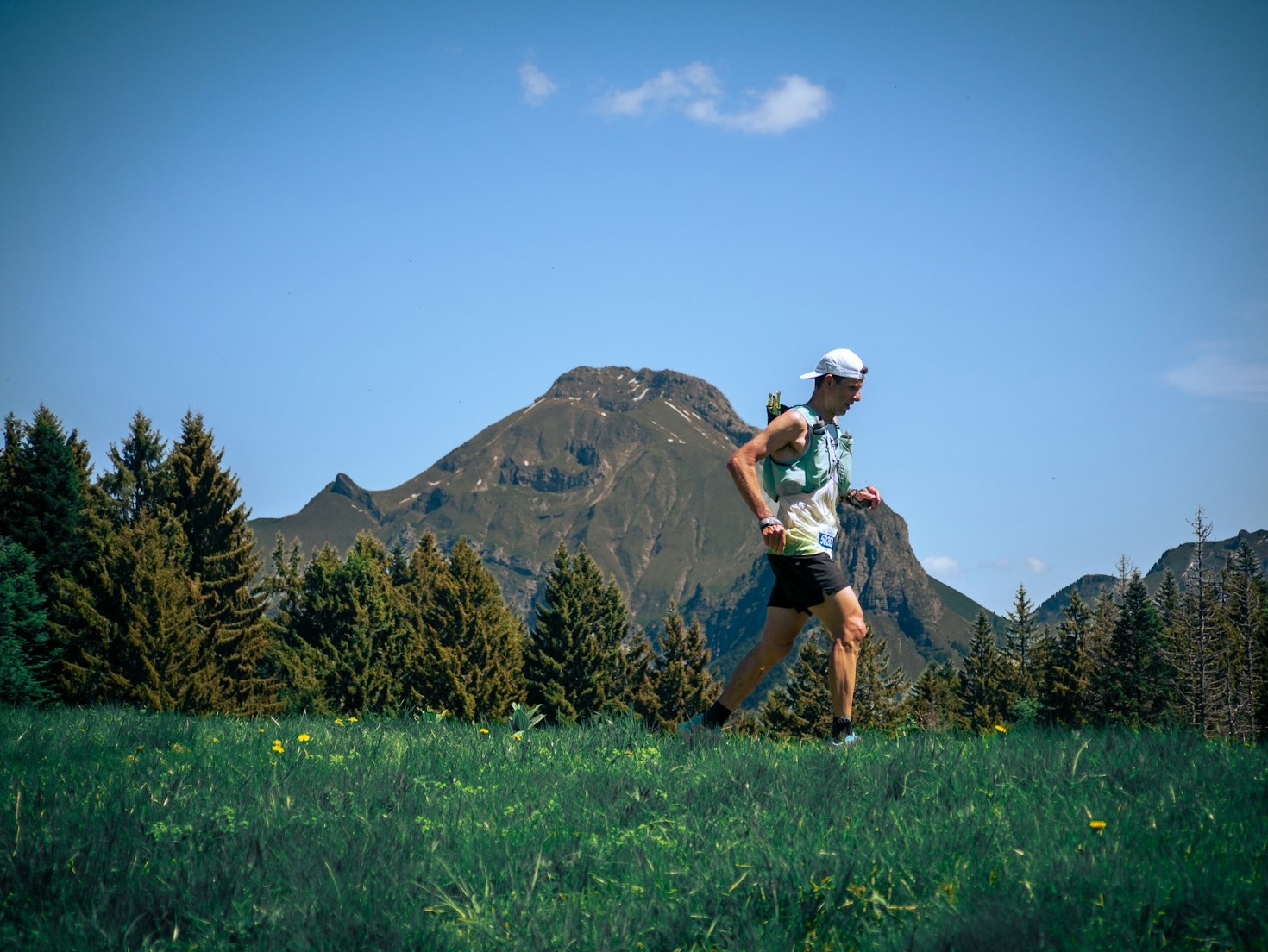 Preventing Common Overuse Injuries During Marathon Training Blocks